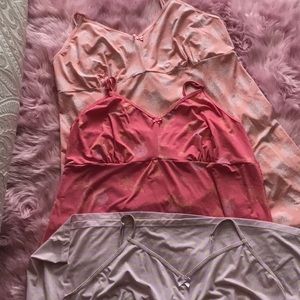 NWOT LA VIE EN ROSE SLIP NIGHTIES